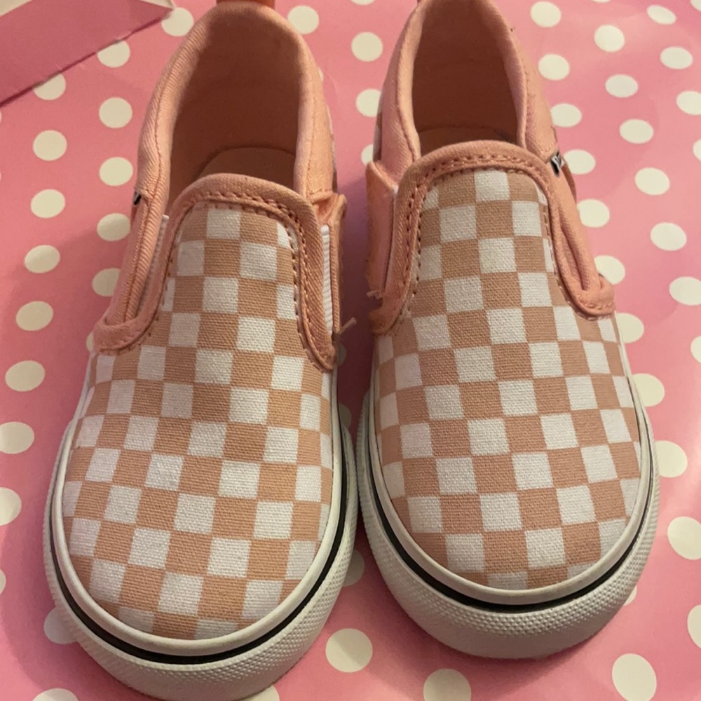 Vans slip on toddler size 7.. worn once